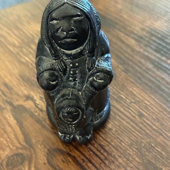 Black Inuit-Inspired Sculpture - Picture 1 of 10